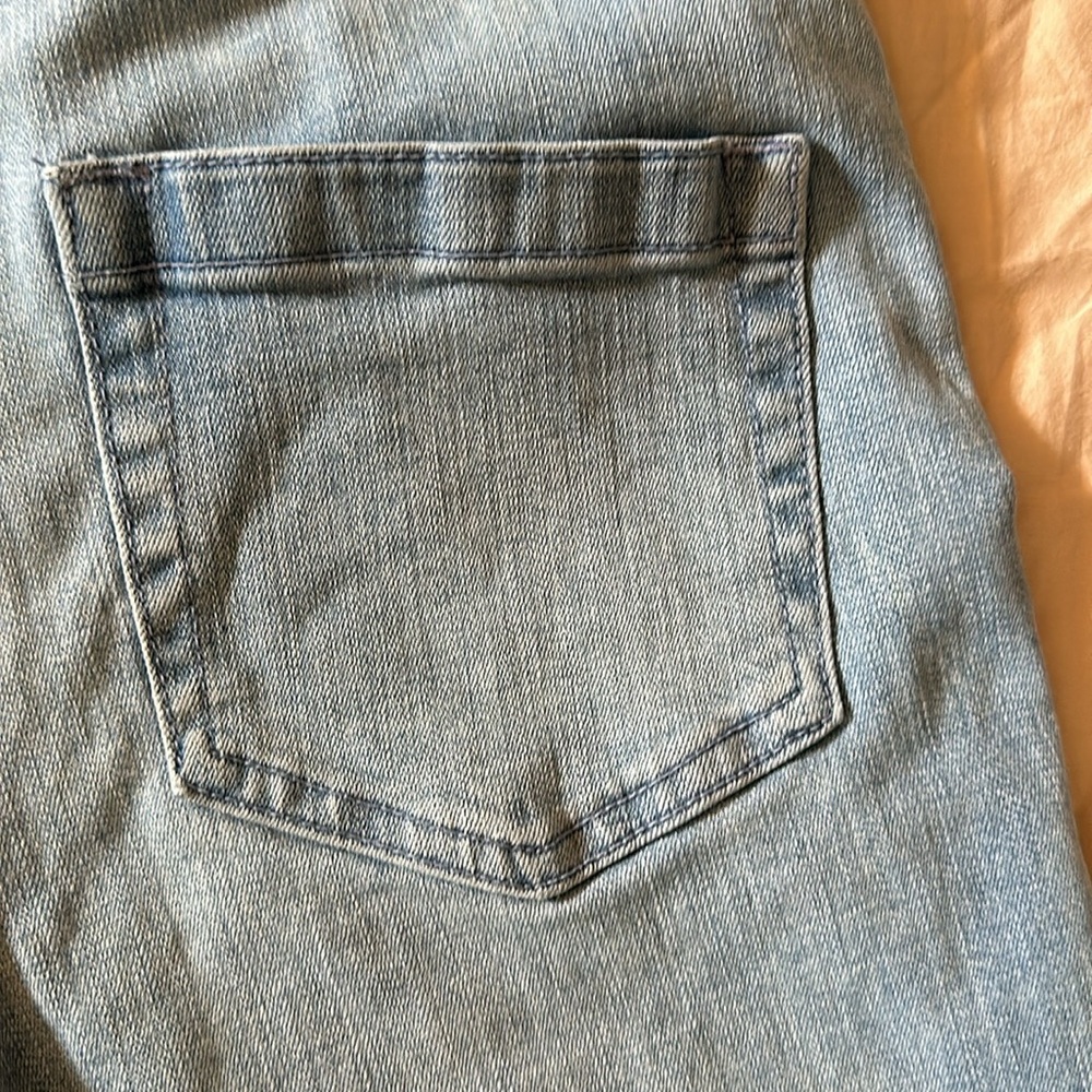 Vince Camuto Jeans - Picture 8 of 9